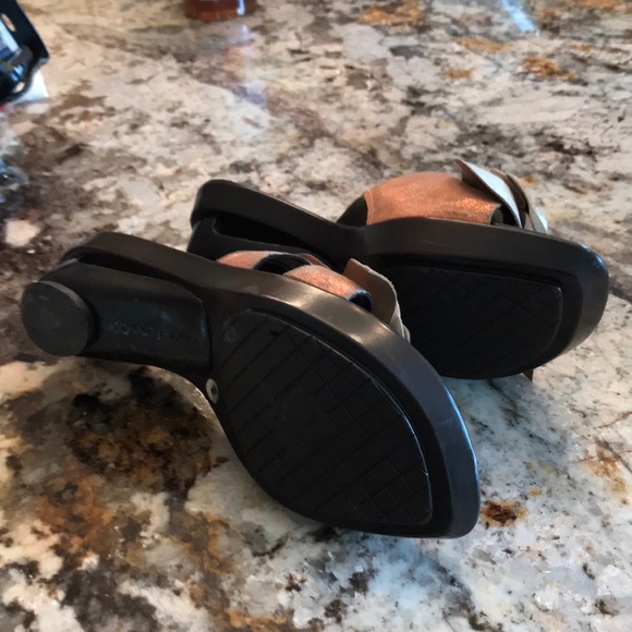 Donald plainer pre owned Sz 6 Excellent Condition - Picture 4 of 5